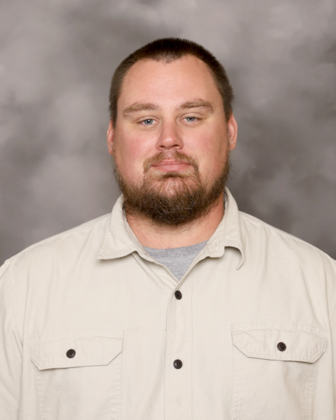 Dwight Jones : Maintenance Director